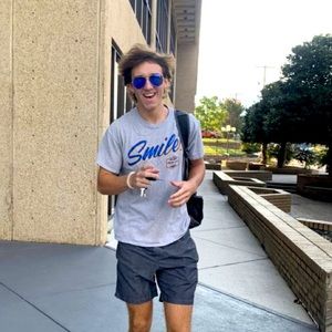 Meet your Posher, Jett